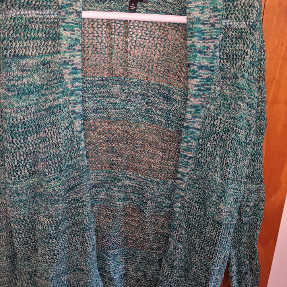 Cardigan sweater